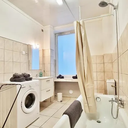 ✩ L'etoile ✩ 6 Personnes ✩ Musee Auto ✩ Rbnb ✩ Apartment